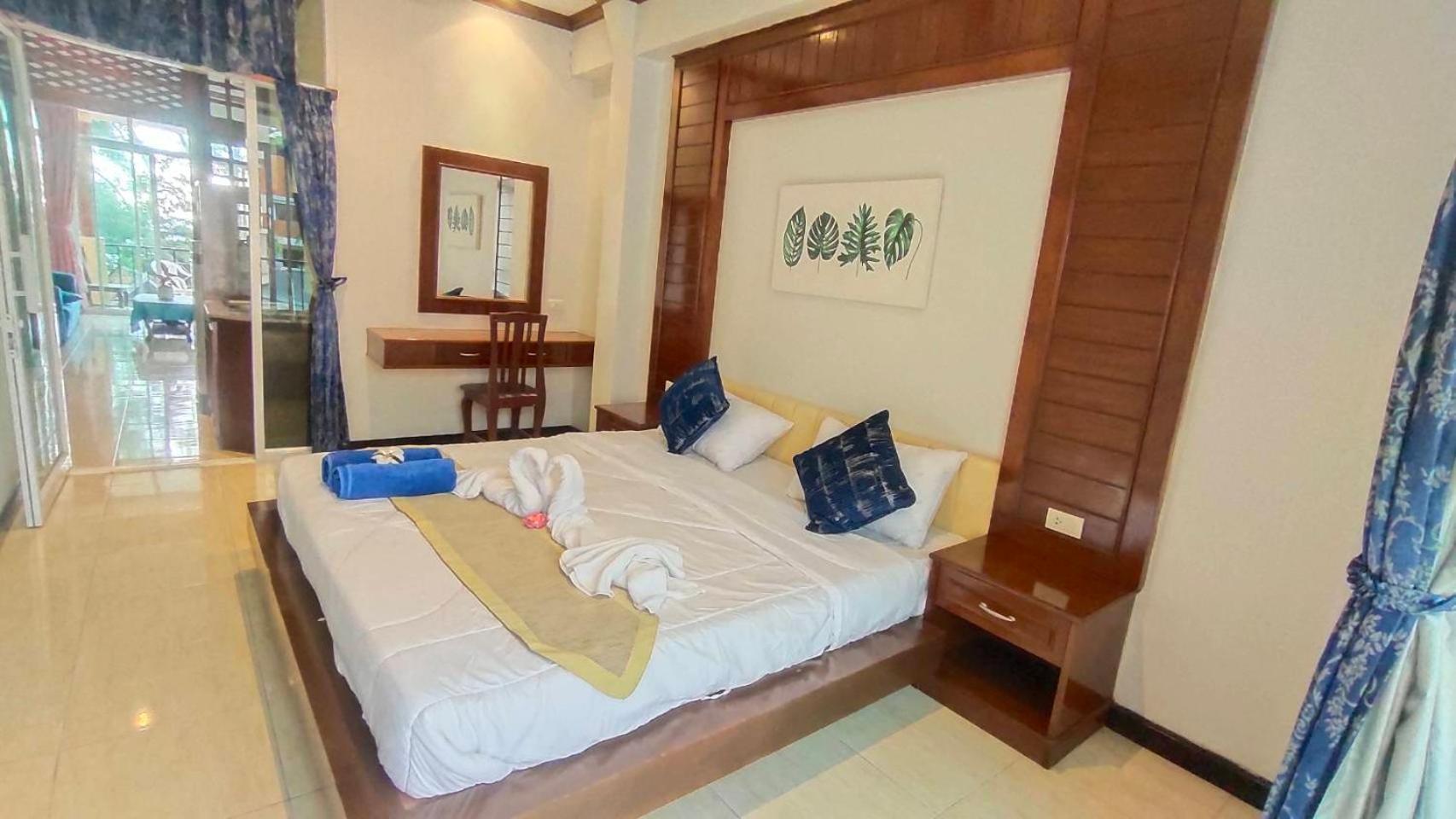 Phadee Apartment Karon Luaran gambar