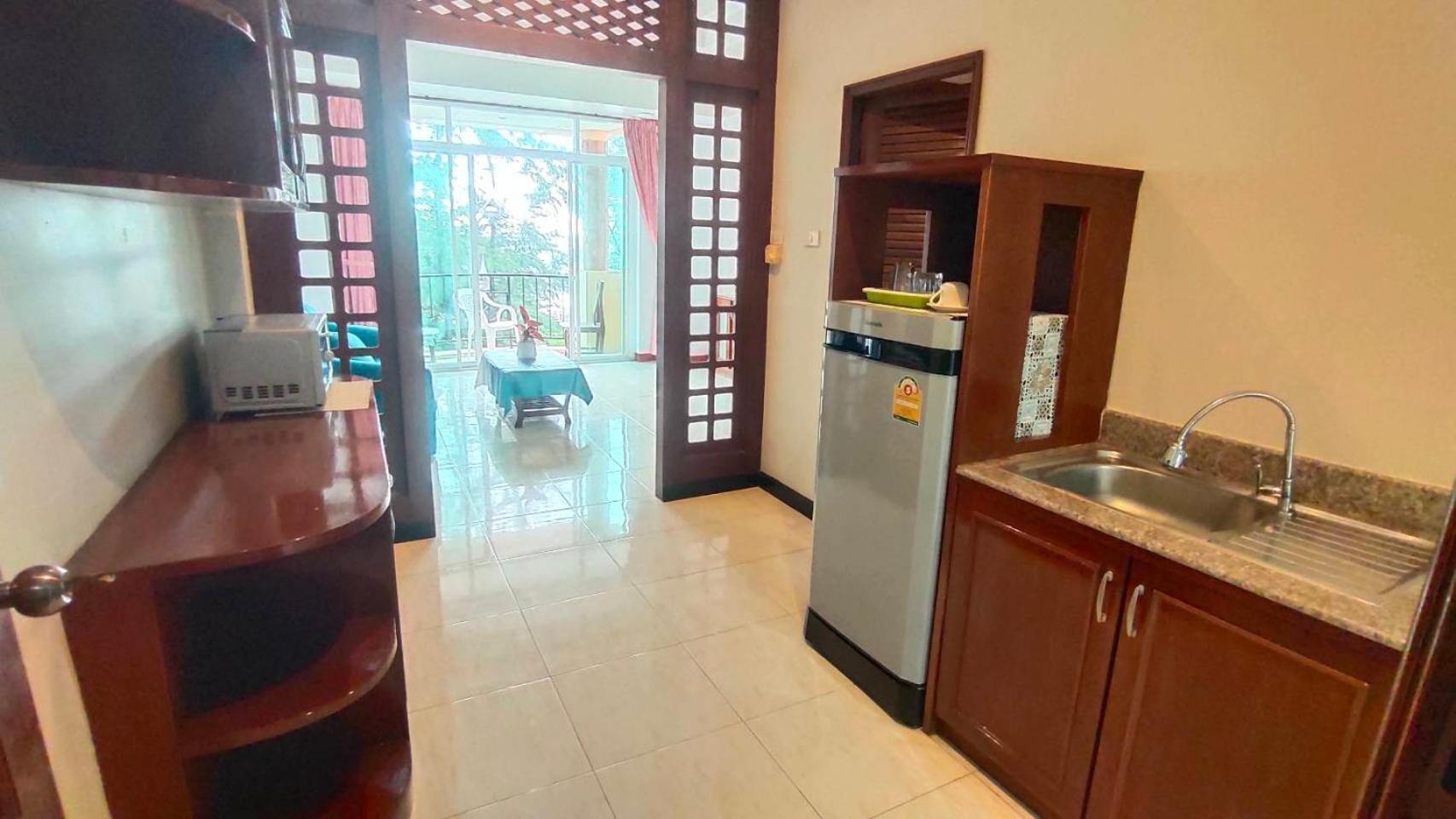 Phadee Apartment Karon Luaran gambar