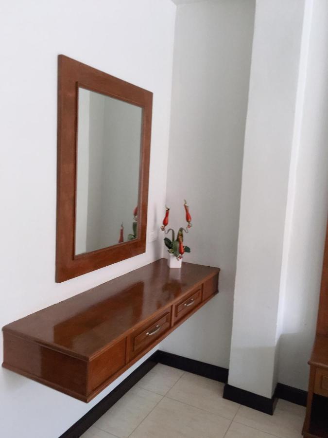 Phadee Apartment Karon Luaran gambar